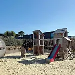 Hébergement de vacances Mobil-home Confort 4 Pers, à 200m, Piscine Chauffée, Terrasse Sud, Parking, Wifi Inclus - Fr-1-361a-81 Jullouville