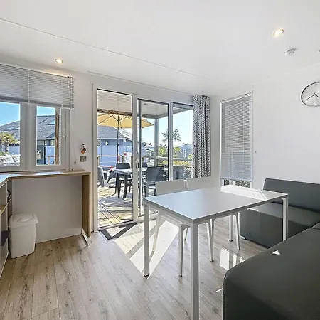 Hébergement de vacances Mobil-home Confort 4 Pers, à 200m, Piscine Chauffée, Terrasse Sud, Parking, Wifi Inclus - Fr-1-361a-81 Jullouville