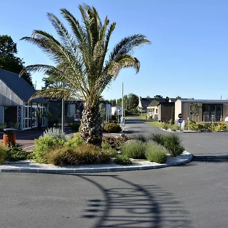 Mobil-home Confort 4 Pers, à 200m, Piscine Chauffée, Terrasse Sud, Parking, Wifi Inclus - Fr-1-361a-81 Hébergement de vacances Jullouville